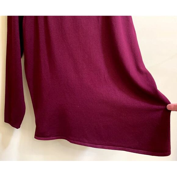 Torrid Sweater Size 2 Burgundy Black Knit Back Lace Pullover Relaxed Fit - Picture 7 of 10